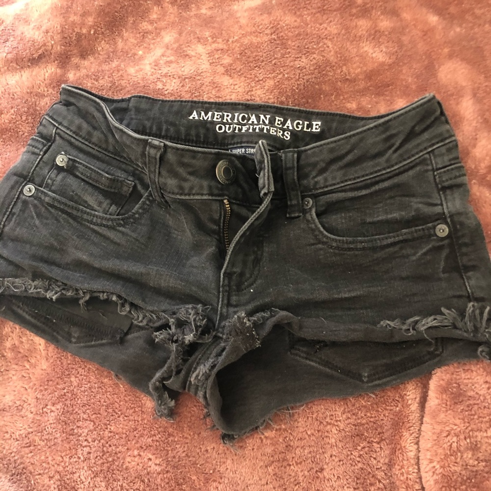 american eagle short shorts